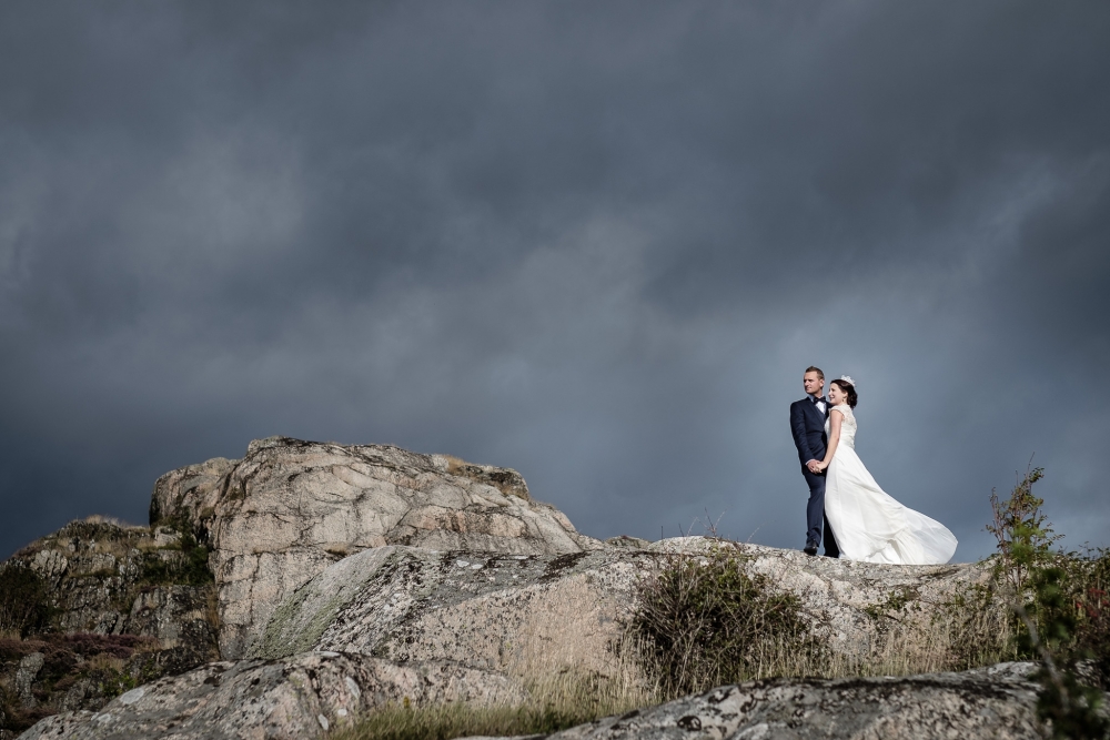 Sofia &amp; Patrik : Efter en dramatisk morgon fick de varandra i den leende kyrkan